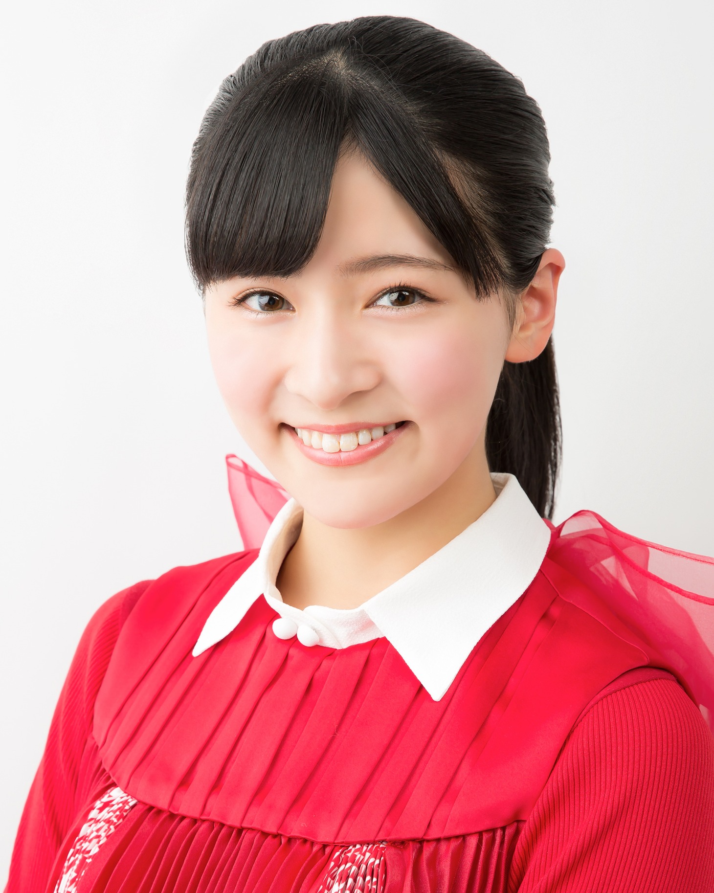 可愛い小さな魔法使いの村雲颯香。(c)AKS