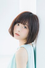 アウラ役の水瀬いのり。