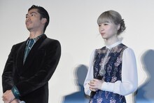 左からAKIRA、Dream Ami。