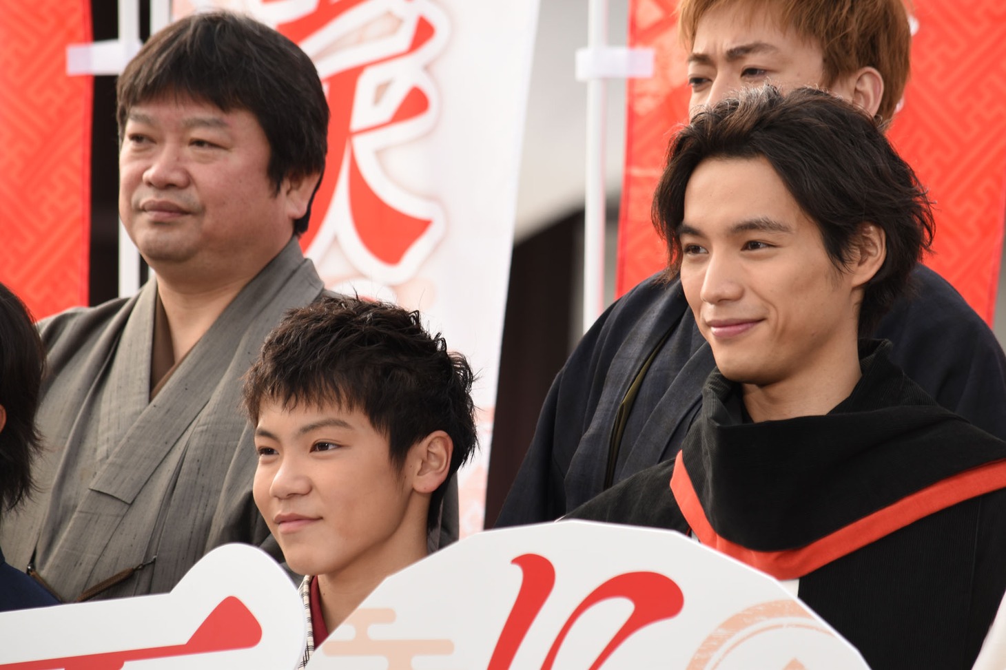 「曇天に笑う」“曇天祭り”プレミアイベントの様子。