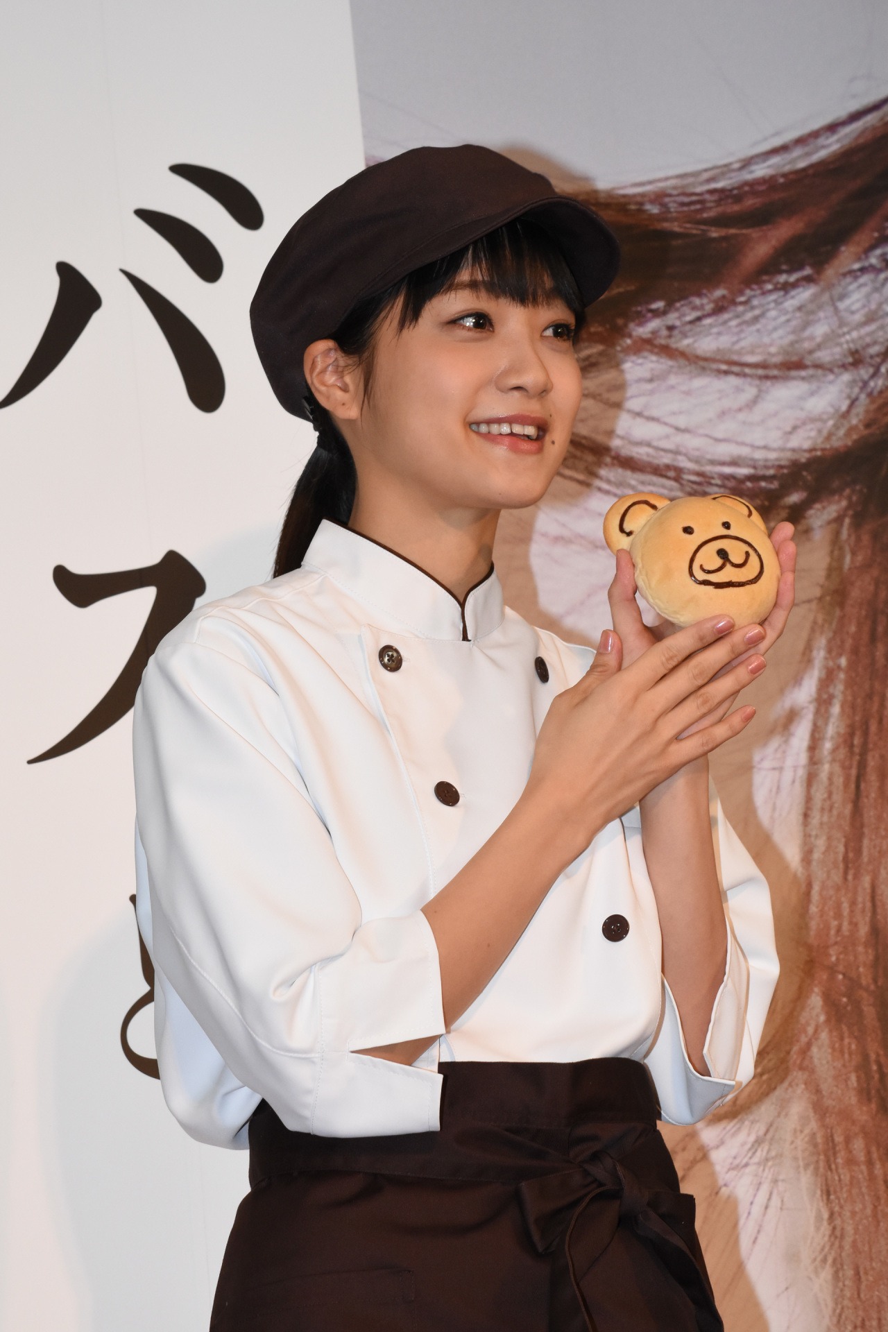 深川麻衣