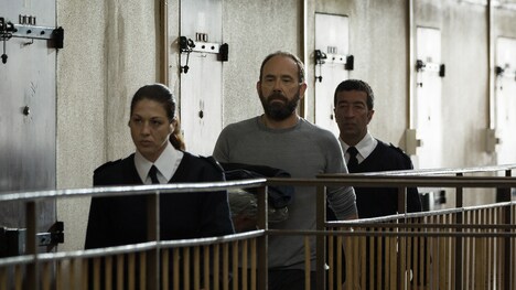 「ビヨンド・ザ・ロウ」