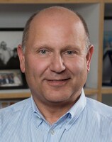 クリス・メレダンドリ