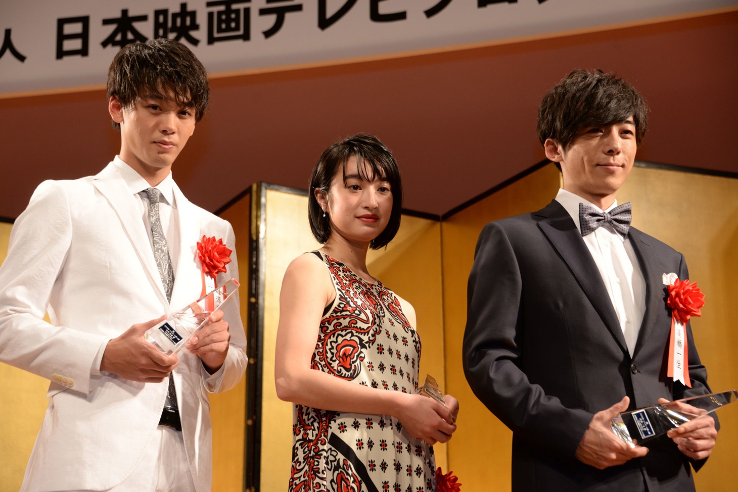 左から竹内涼真、門脇麦、高橋一生。