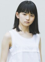 実写版「わたしに××しなさい！」に出演する山田杏奈。