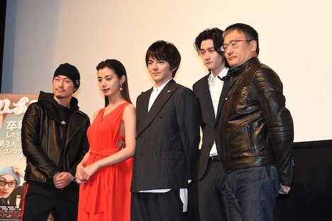 「チェリーボーイズ」プレミア上映会の様子。左から般若、池田エライザ、林遣都、柳俊太郎、西海謙一郎。