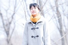 橘吉絵役を演じる中田青渚。