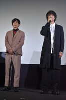 左から高橋一生、齊藤工。