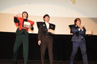 豆まきの様子。