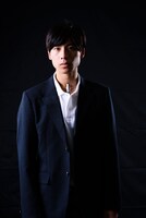 「人狼ゲーム ロストエデン」「人狼ゲーム インフェルノ」に出演する吉原雅斗（BOYS AND MEN）。