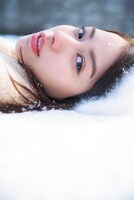 「サニー/ムーン」より。