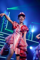 秋本帆華（Photo by HIROKAZU）