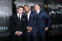 左からアレク・スカラトス、アンソニー・サドラー、スペンサー・ストーン。