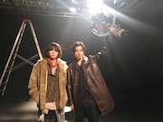 左から菅田将暉、山崎賢人。