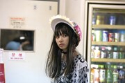 「サイモン&タダタカシ」より、田中日奈子演じる千代。