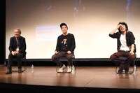 左から、山崎裕、柄本佑、柄本時生。