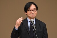 20世紀フォックス映画のシニアマネージャー・平山義成。