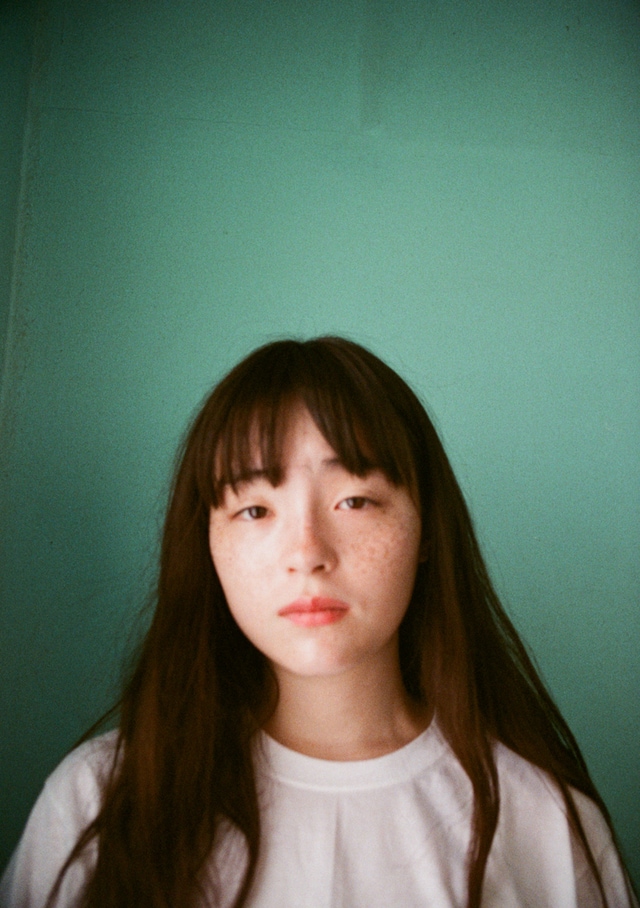 「月刊モトーラ世理奈・夏 photo by 二階堂ふみ」より。