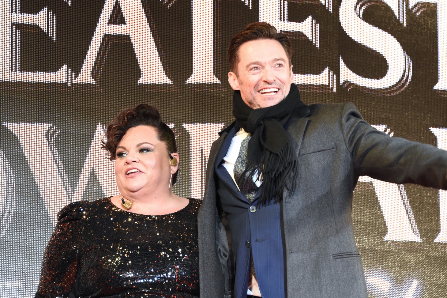 「グレイテスト・ショーマン」レッドカーペットイベントの様子。左からキアラ・セトル、ヒュー・ジャックマン。