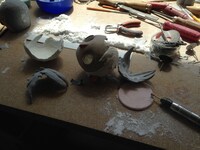 ズッキーニ等身大フィギュアのメイキングカット。