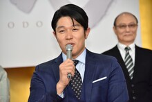 鈴木亮平