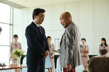 「レオン」より、ジャングルポケット斉藤の出演シーン。