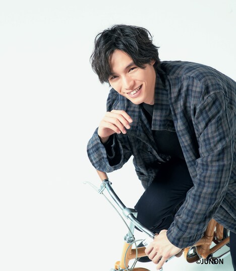 JUNON4月号より福士蒼汰。