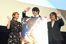 左から松田るか、甲斐翔真、鈴村展弘。