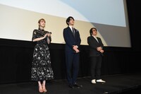 左から松田るか、甲斐翔真、鈴村展弘。