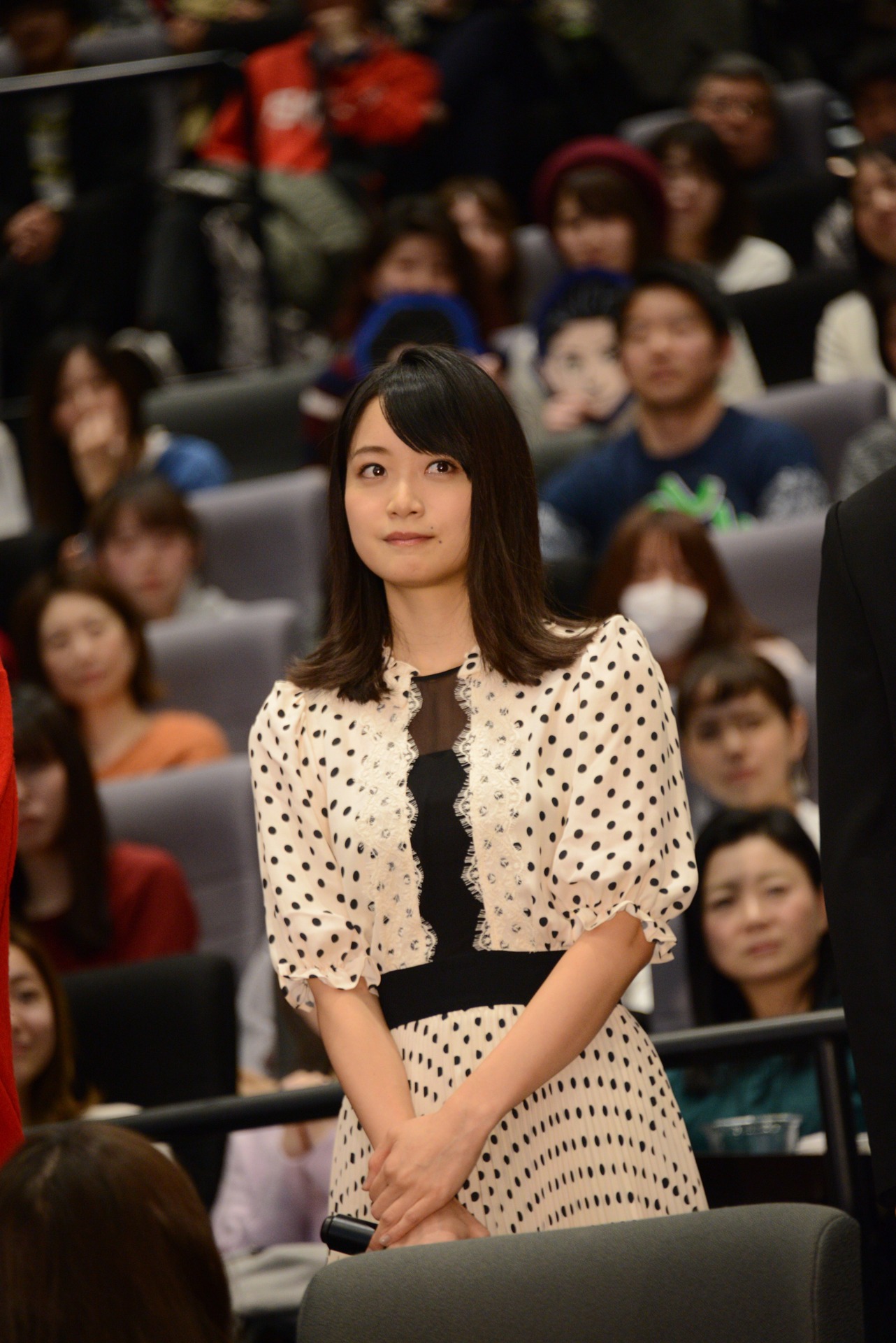 深川麻衣