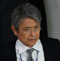 升毅演じる須賀誠。