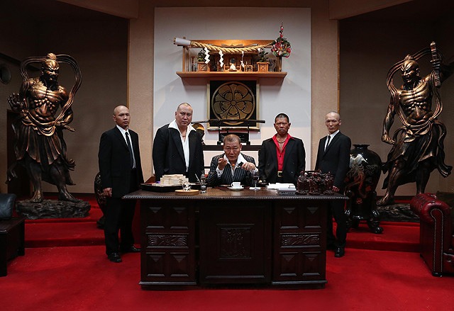 「地獄でなぜ悪い」 (c)2012「地獄でなぜ悪い」製作委員会