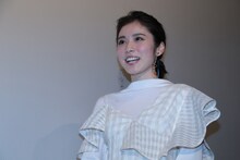 松岡茉優