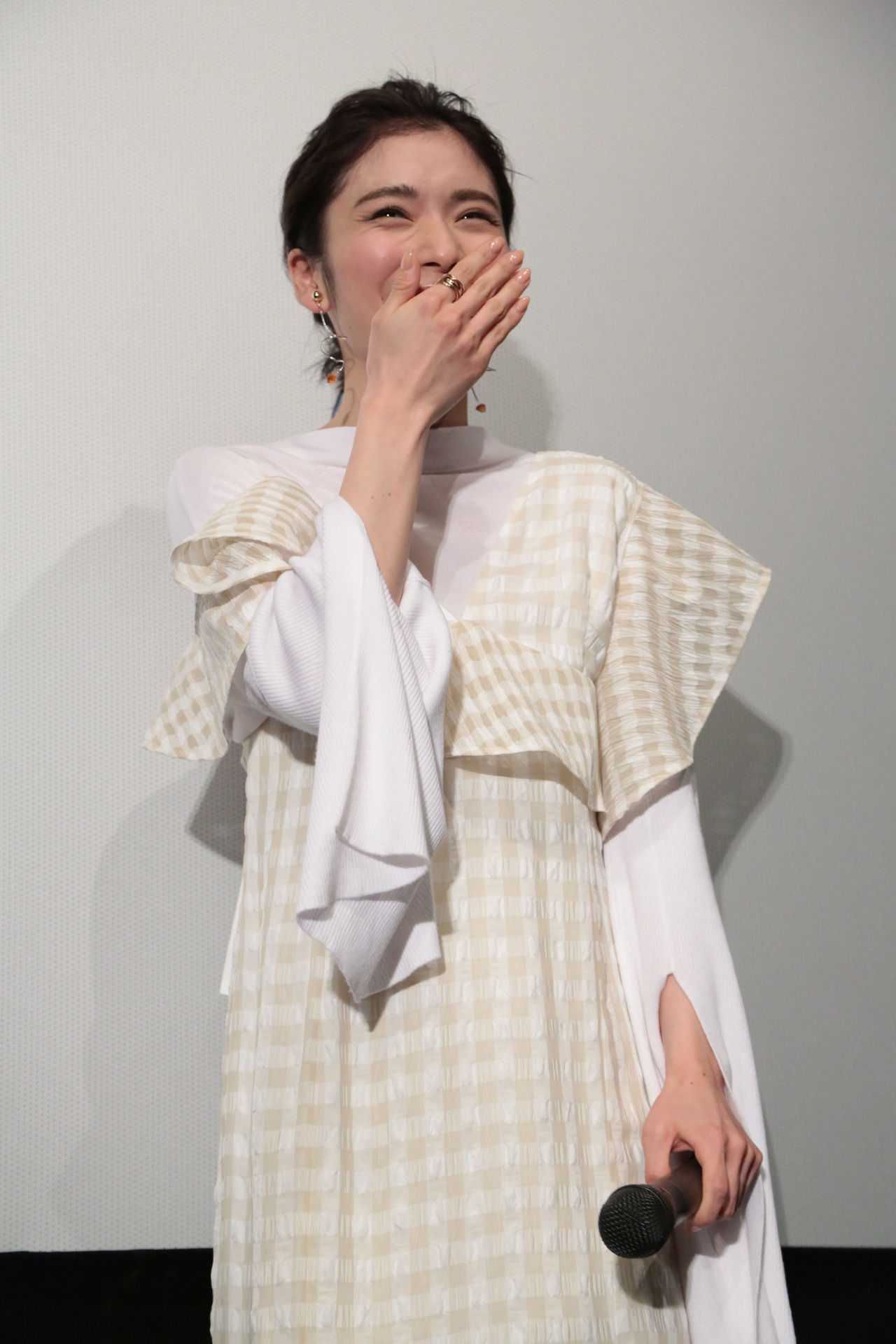 松岡茉優