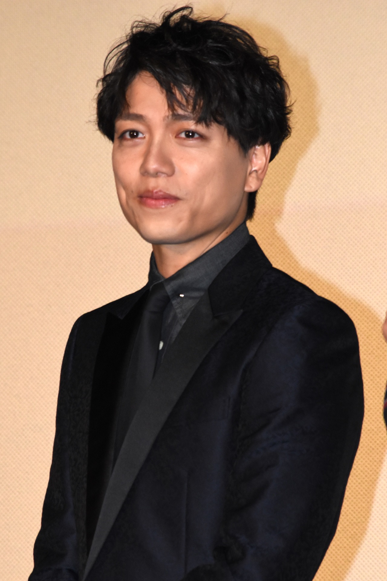 山崎育三郎