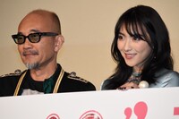 「レオン」初日舞台挨拶の様子。