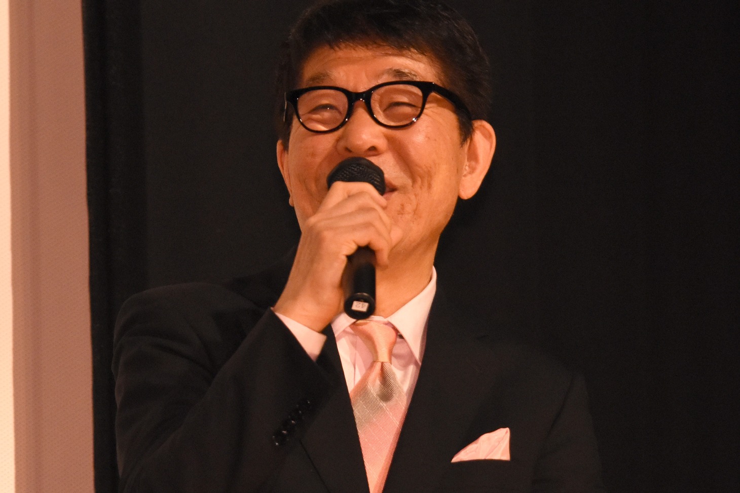 末井昭