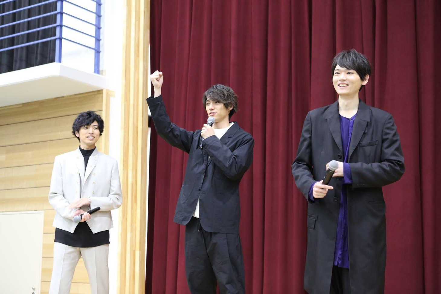 左から桐山漣、福士蒼汰、古川雄輝。
