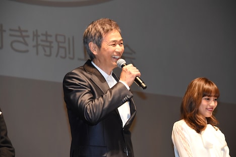 「しろときいろ ～ハワイと私のパンケーキ物語～」舞台挨拶の様子。