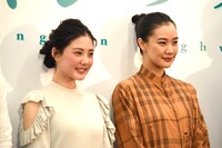 左から北香那、蒼井優。