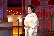 会長功労賞を受賞した山本富士子。