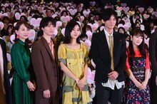 「プリンシパル～恋する私はヒロインですか？～」初日舞台挨拶の様子。左から谷村美月、高杉真宙、黒島結菜、小瀧望、川栄李奈。