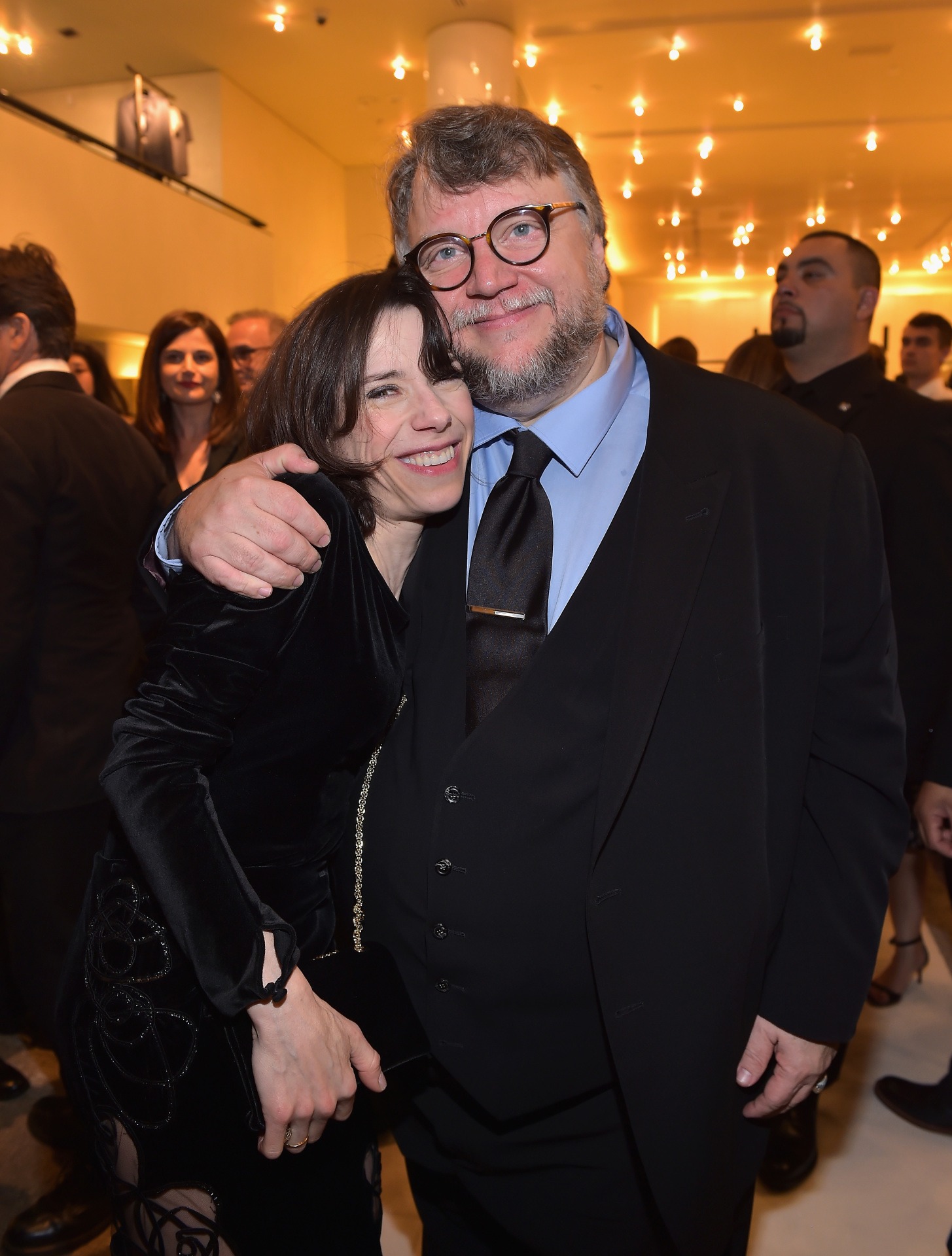 左からサリー・ホーキンス、ギレルモ・デル・トロ。