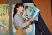 「リズと青い鳥」のアフレコに臨む本田望結。(c)武田綾乃・宝島社/『響け!』製作委員会
