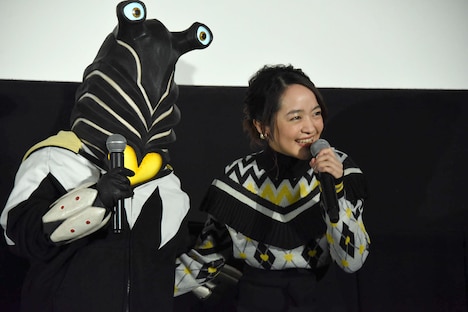 左からペガ、潘めぐみ。