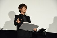 「本作のエンドロールに出てくるクレジットの合計は？」という難問を出され、真剣に考える岩田剛典。