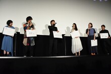 最終問題に自分以外全員が正解したことから、「なんだそういうことか……」と察した様子の岩田剛典（中央左）。