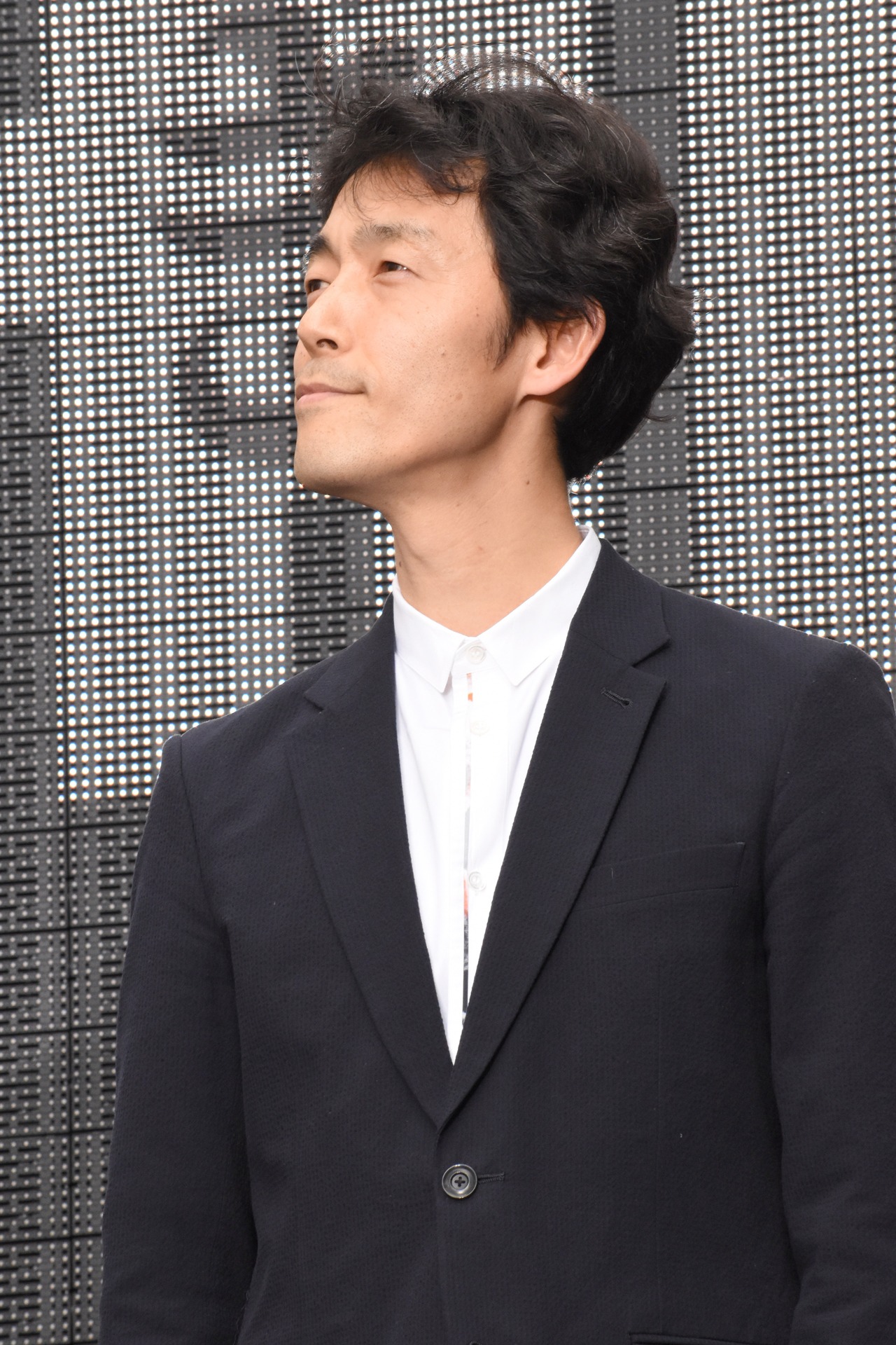 佐藤信介監督