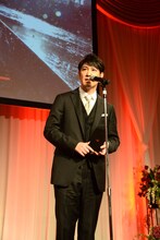 スピーチするココリコ田中。