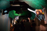 「毛虫のボロ」展示スペースの様子。